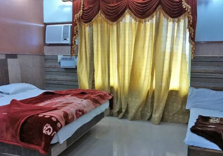 Hotel Om Hari Residency, Katra 3